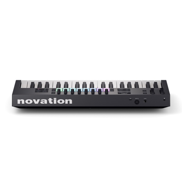 novation_launchkey_37_mk4_3